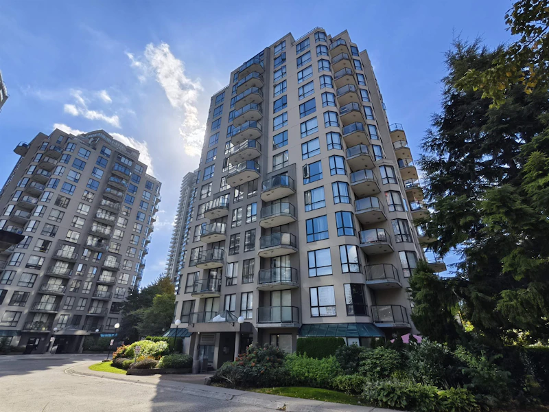 903 - 838 Agnes Street, New Westminster BC V3M 6R3