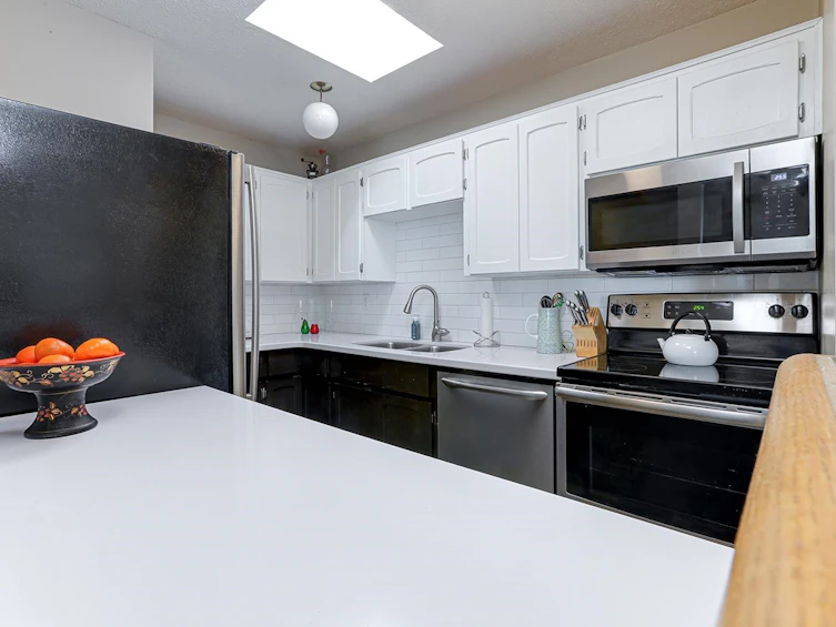 301-1354 Winter Street, Surrey, BC, V4B 3Y1 - 4