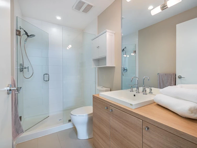 6-9150 University High Street, Burnaby, BC, V5A 0C5 - 21