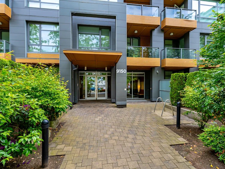 6-9150 University High Street, Burnaby, BC, V5A 0C5 - 32