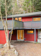 1312 Hillcrest Road