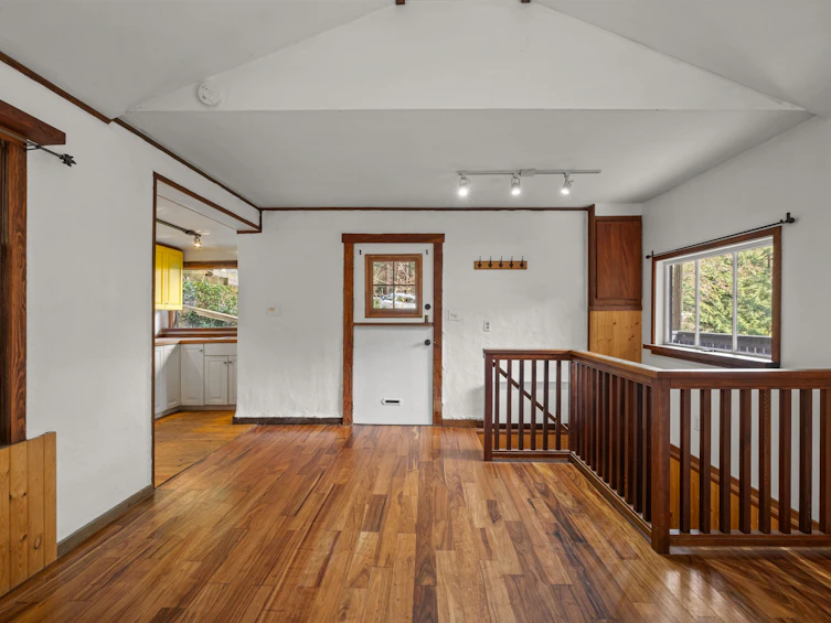 1312 Hillcrest Road, Bowen Island, BC, V0N 1G1 - 12
