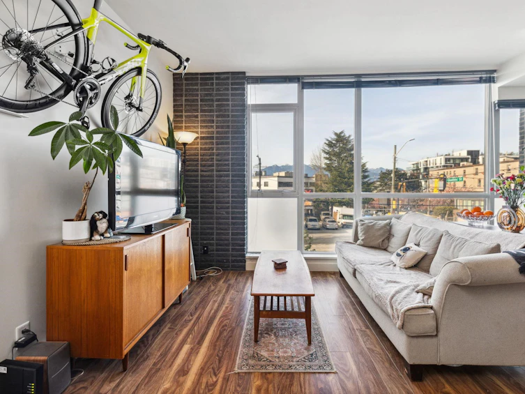 213-2511 Quebec Street, Vancouver, BC, V5T 0B6 - 3