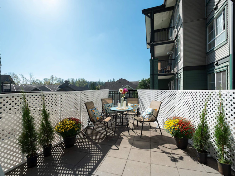 213-9098 Halston Court, Burnaby, BC, V3N 0A6 - 5