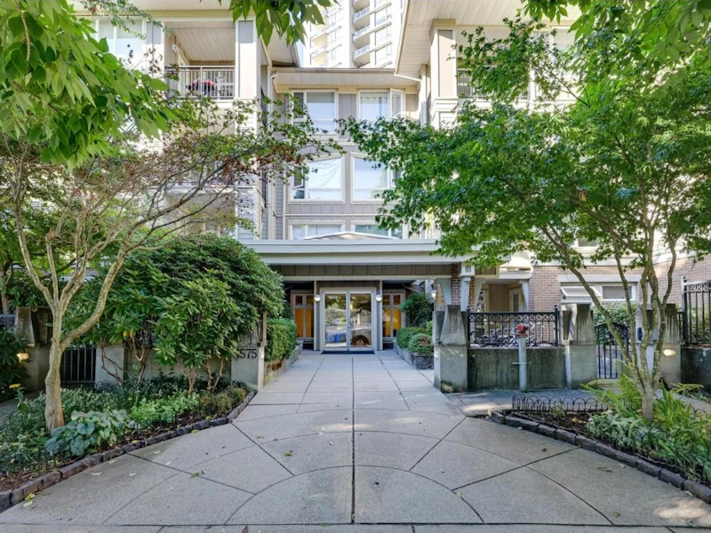 212 - 3575 Euclid Avenue, Vancouver BC V5R 6H5