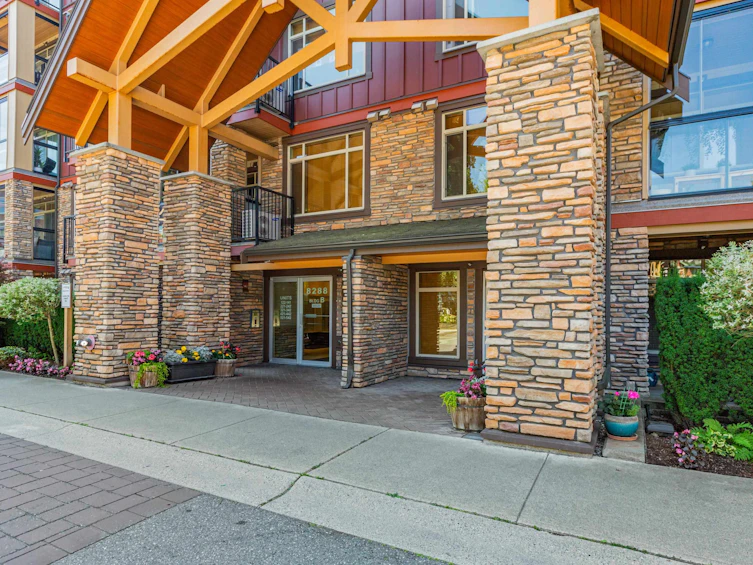 542-8288 207a Street, Langley, BC, V2Y 0L2 - 3