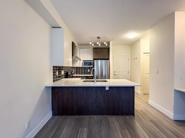 213-6480 195a Street, Surrey, BC, V4N 6P1 - 5