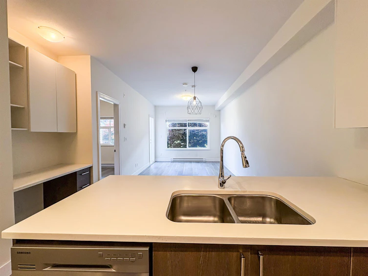 213-6480 195a Street, Surrey, BC, V4N 6P1 - 3