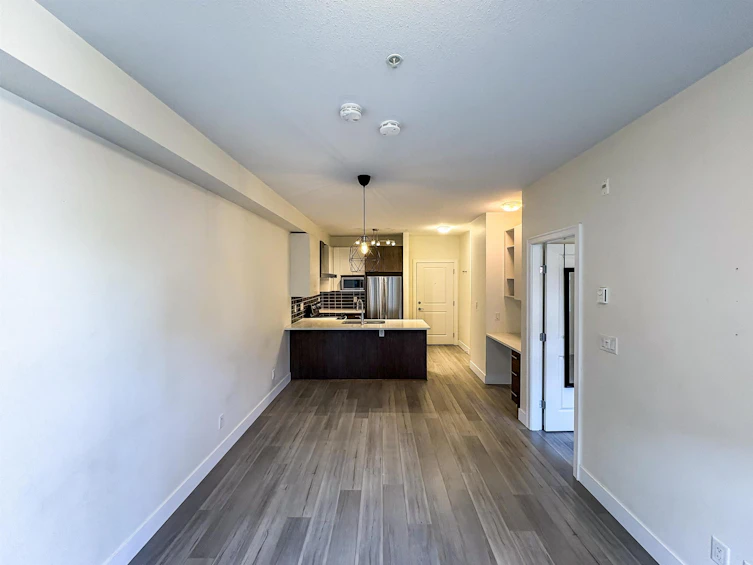 213-6480 195a Street, Surrey, BC, V4N 6P1 - 7