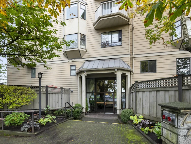103-777 Eighth Street, New Westminster, BC, V3N 3S7 - 24