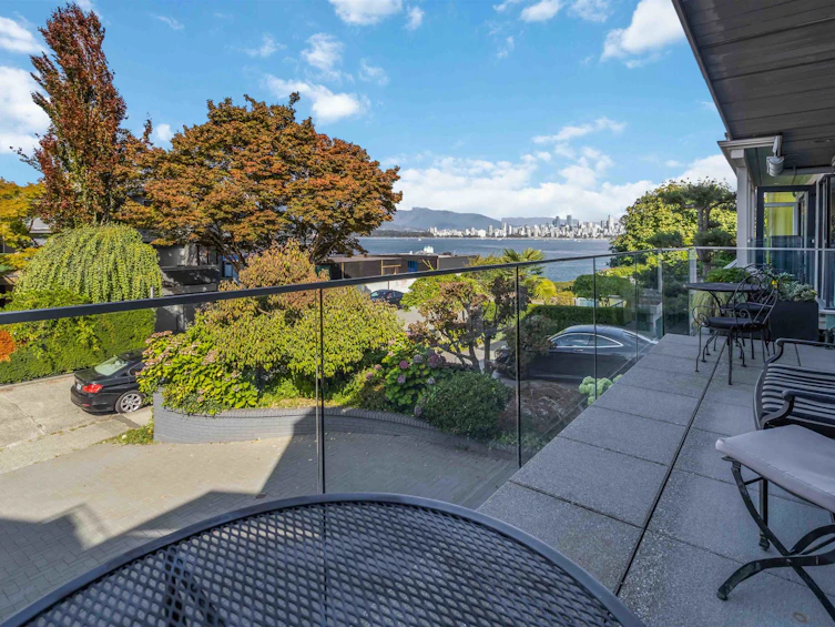 3640 Cameron Avenue, Vancouver, BC, V6R 1A2 - 8