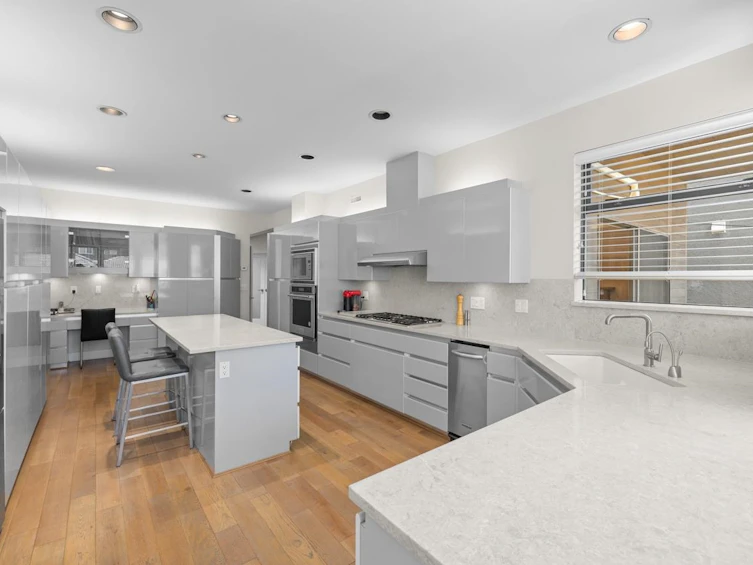6579 Angus Drive, Vancouver, BC, V6P 5J1 - 8