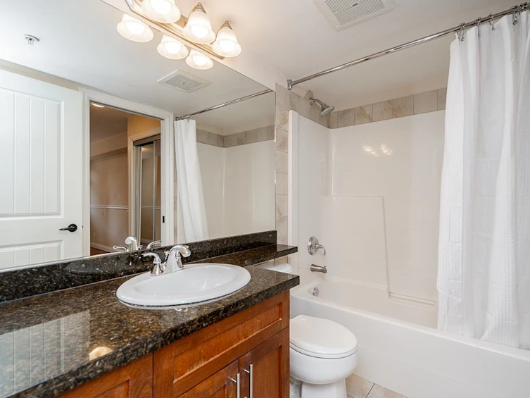 337-5660 201a Street, Langley, BC, V3A 0B4 - 14