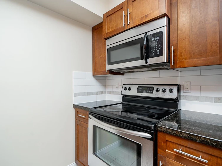 337-5660 201a Street, Langley, BC, V3A 0B4 - 7