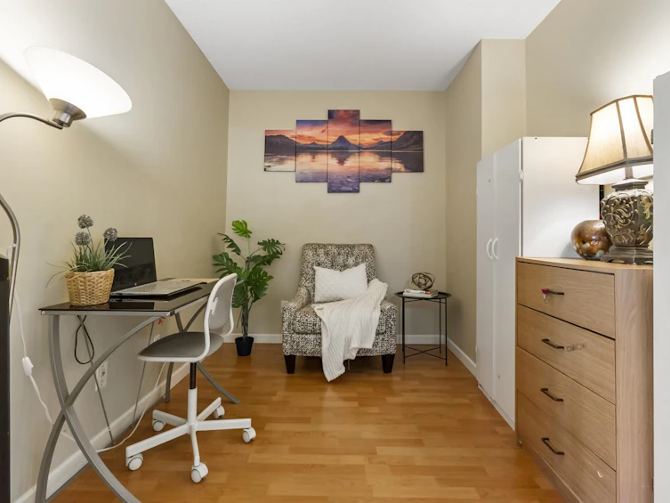 304-10523 University Drive, Surrey, BC, V3T 5T8 - 11