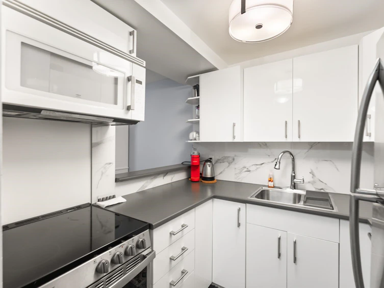 312-7751 Minoru Boulevard, Richmond, BC, V6Y 3G7 - 11