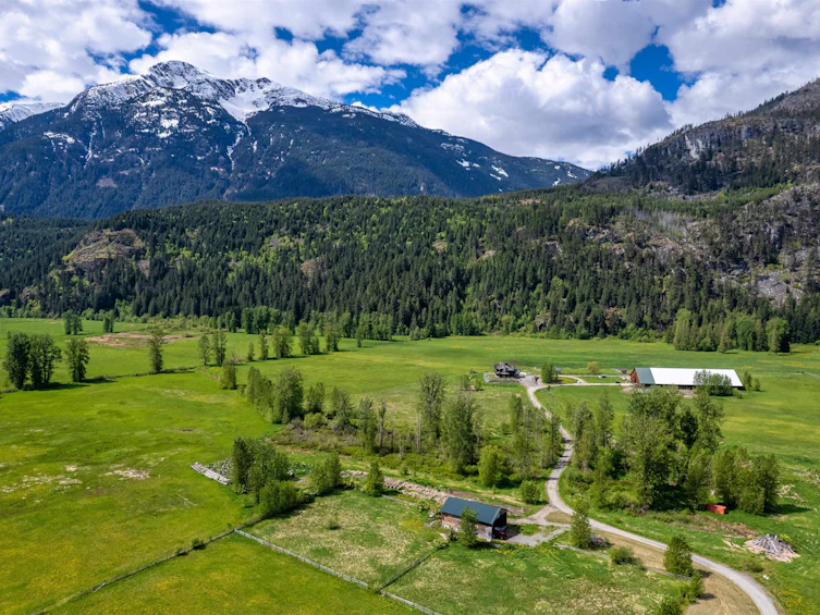 9115 Pemberton Meadows Road, Pemberton, BC, V0N 2L2 - 26