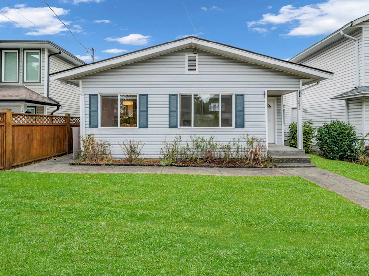 2585 Davies Avenue, Port Coquitlam, BC, V3C 2J8 - 3