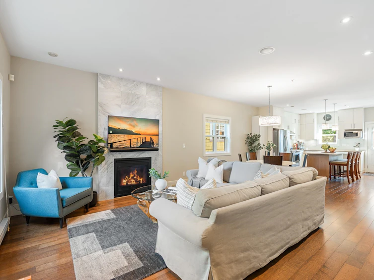 938 E 20th Avenue, Vancouver, BC, V5V 1N6 - 5
