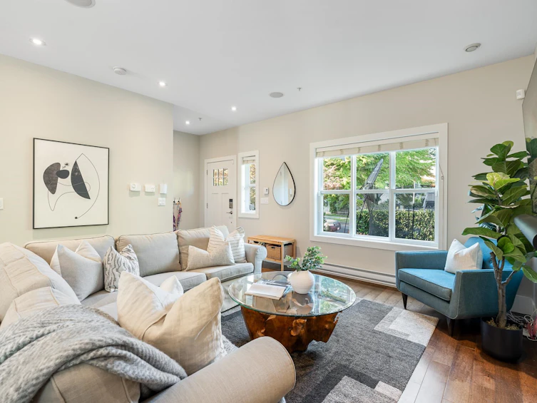 938 E 20th Avenue, Vancouver, BC, V5V 1N6 - 7