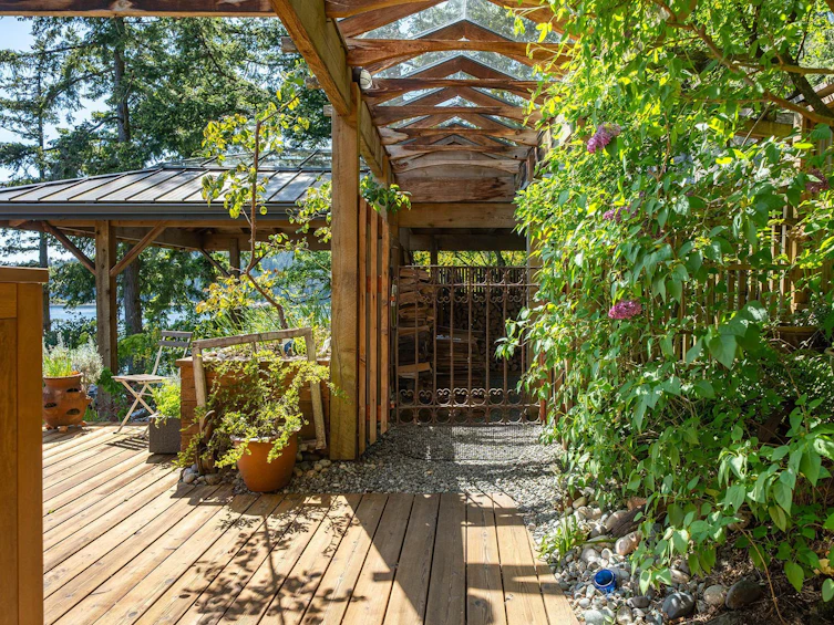 1477 Cleator Road, Bowen Island, BC, V0N 1G1 - 8