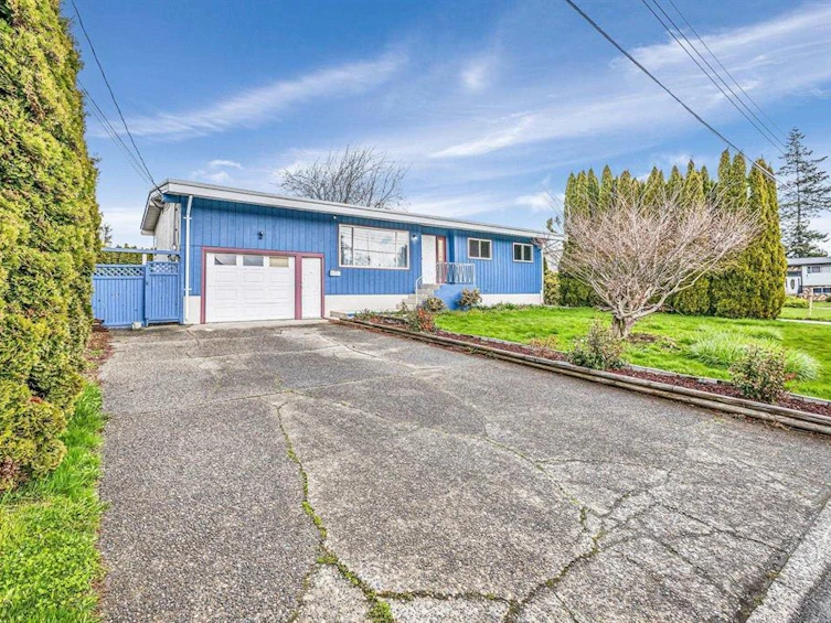 8429 Hilton Drive, Chilliwack, BC, V2P 4Y2