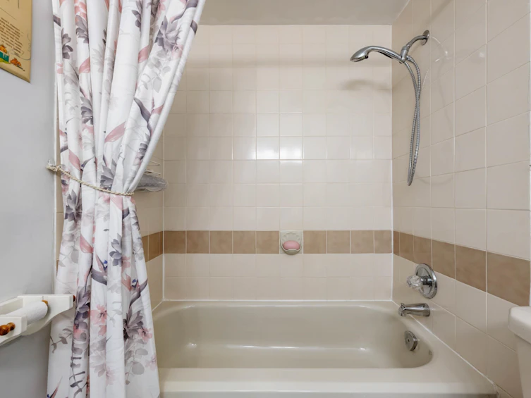 1-14820 100 Avenue, Surrey, BC, V3R 9A5 - 21