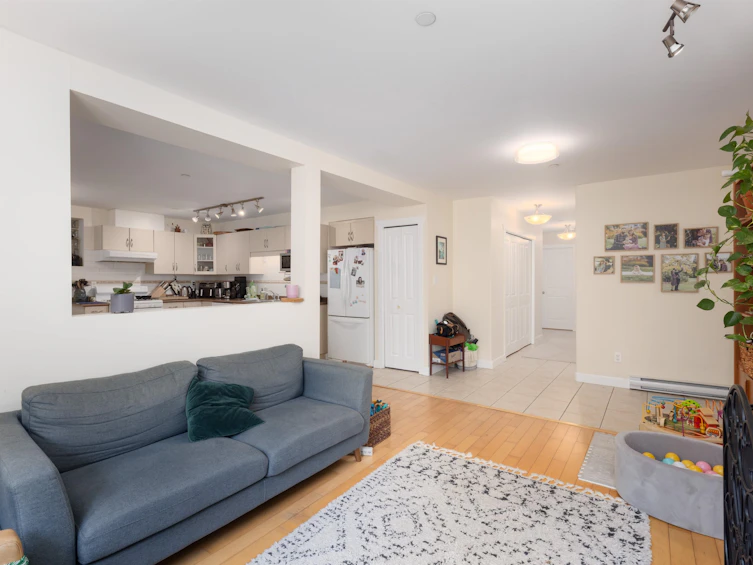 151 W 14th Avenue, Vancouver, BC, V5Y 1W8 - 9