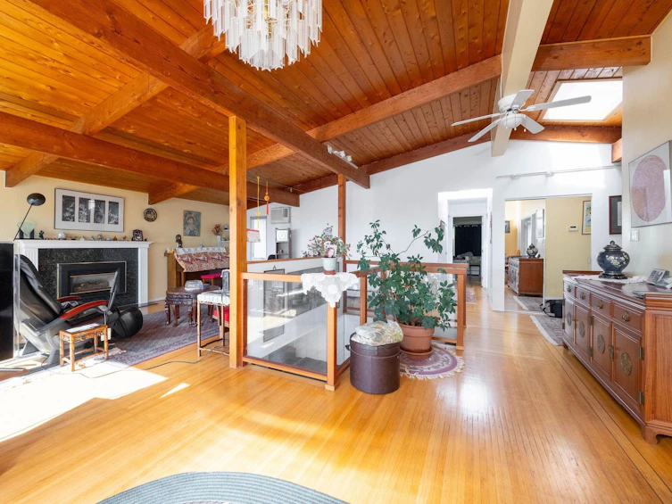 2128 Mathers Avenue, West Vancouver, BC, V7V 2H3 - 11