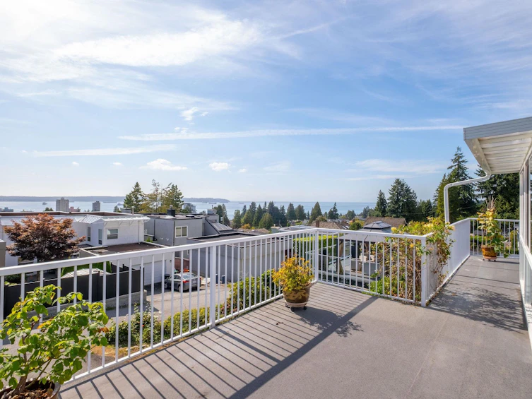 2128 Mathers Avenue, West Vancouver, BC, V7V 2H3 - 20