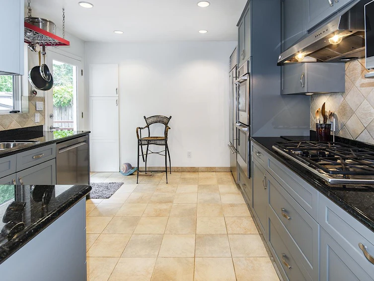 19 Glenmore Drive, West Vancouver, BC, V7S 1A5 - 6
