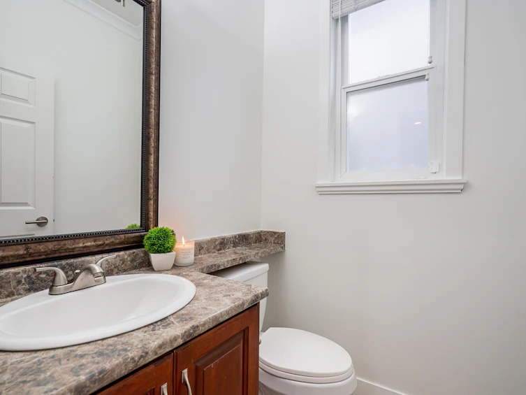 24280 102 Avenue, Maple Ridge, BC, V2W 0C2 - 23