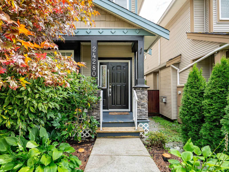 24280 102nd Avenue, Maple Ridge BC V2W 0C2