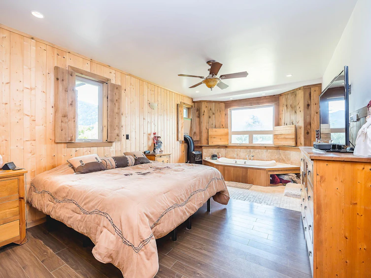 58261 Fancher Road, Hope, BC, V0X 1L2 - 16