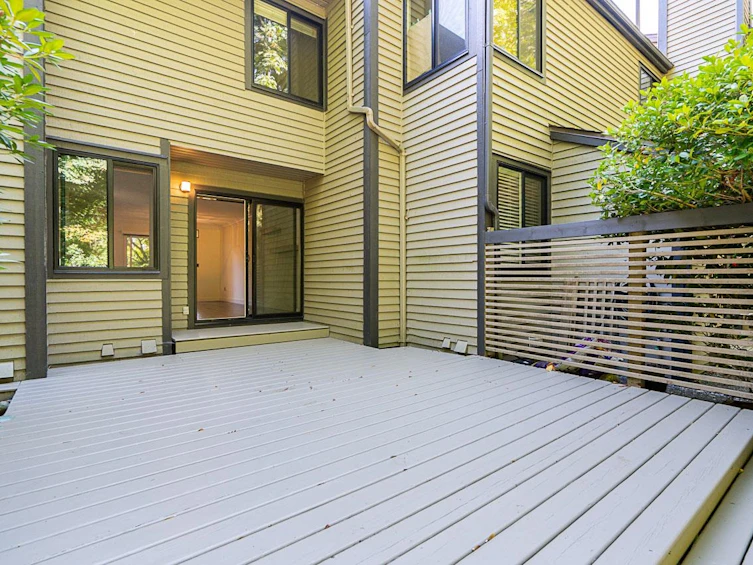 8561 Flowering Place, Burnaby, BC, V5A 4B4 - 24