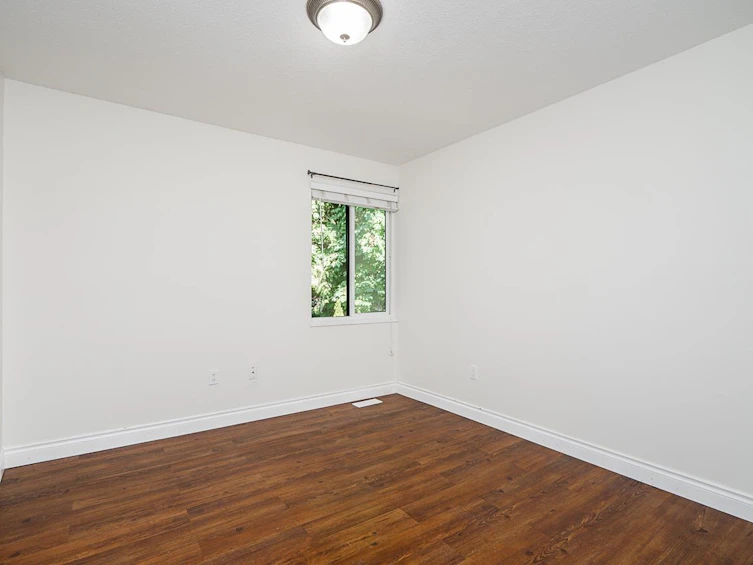 8561 Flowering Place, Burnaby, BC, V5A 4B4 - 29