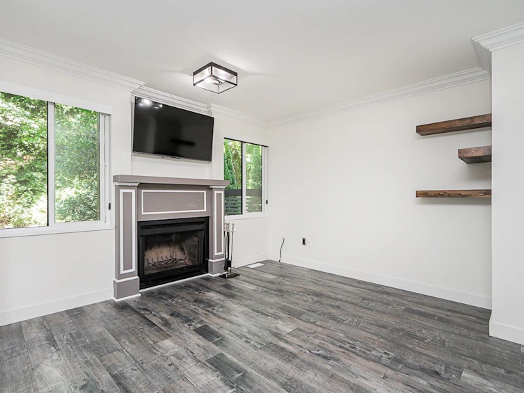8561 Flowering Place, Burnaby, BC, V5A 4B4 - 22