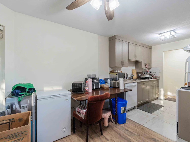 206-2567 Victoria Street, Abbotsford, BC, V2T 2T4 - 9