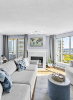 1207 1185 Quayside Drive