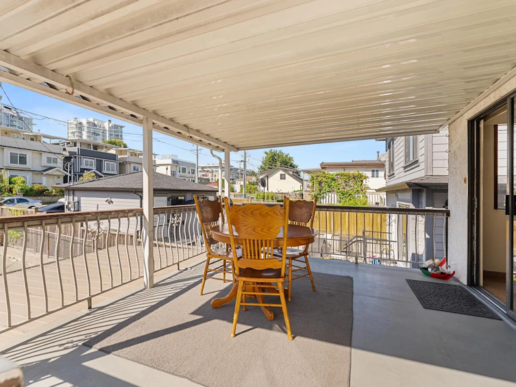 2268 Wenonah Street, Vancouver, BC, V5N 2Z6 - 16