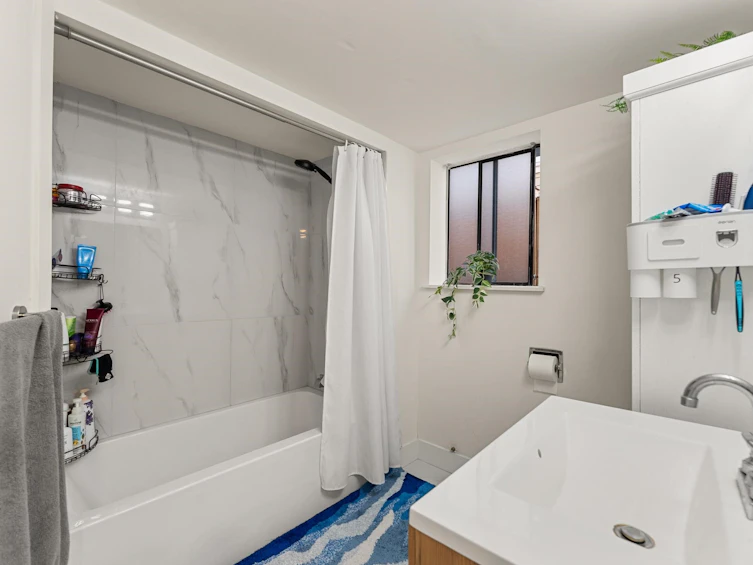 2268 Wenonah Street, Vancouver, BC, V5N 2Z6 - 24