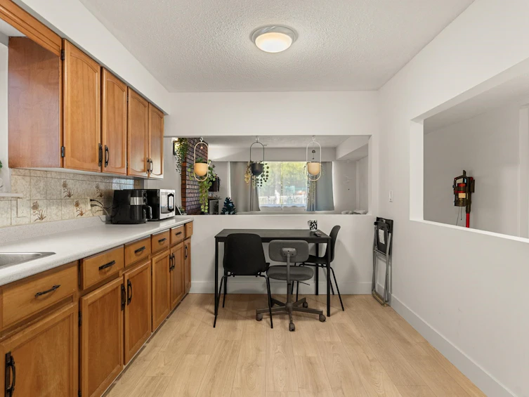 2268 Wenonah Street, Vancouver, BC, V5N 2Z6 - 10