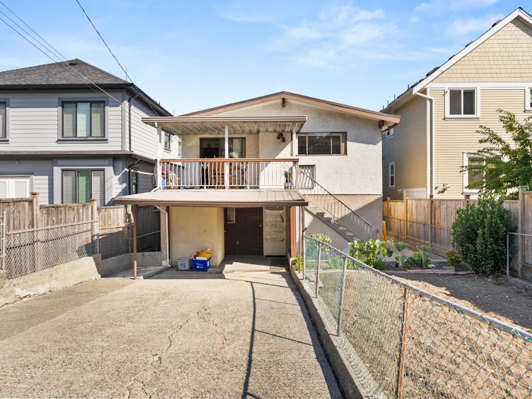 2268 Wenonah Street, Vancouver, BC, V5N 2Z6 - 38
