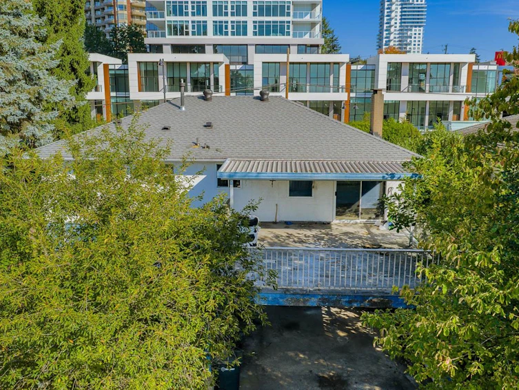 2525 North Road, Burnaby, BC, V3J 1R4 - 3