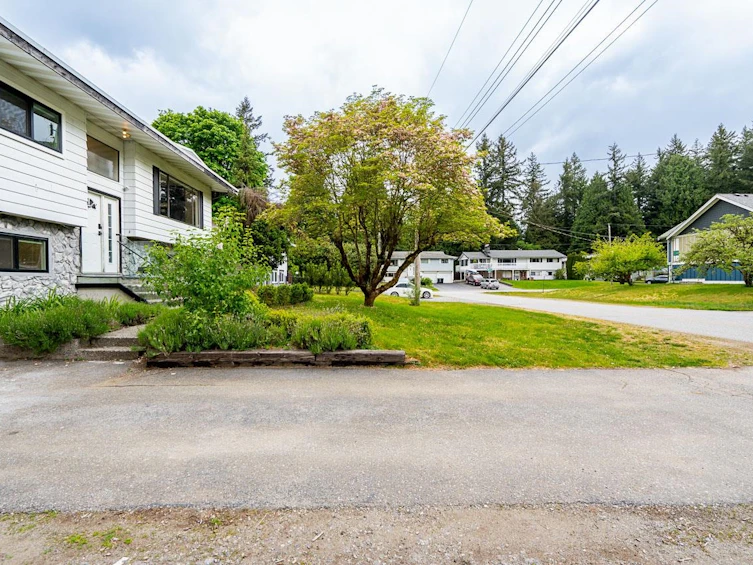 4437 196a Street, Langley, BC, V3A 4W1 - 3