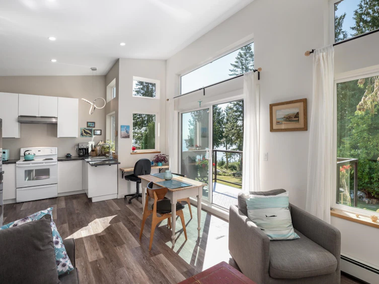 7835 Redrooffs Road, Halfmoon Bay, BC, V7Z 1A4 - 17
