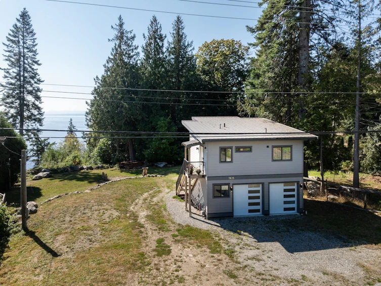 7835 Redrooffs Road, Halfmoon Bay, BC, V7Z 1A4 - 4