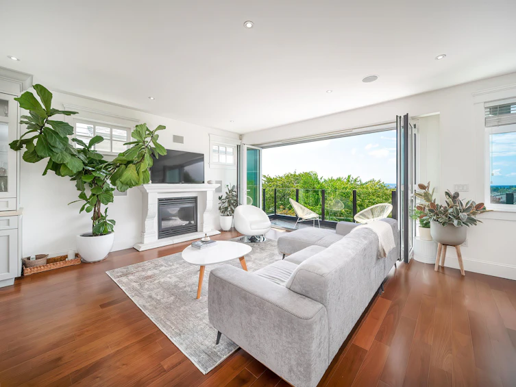 18 Hythe Avenue, Burnaby, BC, V5B 3H7 - 24