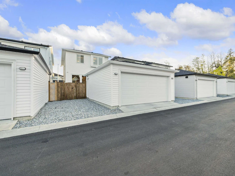 19627 75 Avenue, Langley, BC, V2Y 3R9 - 35