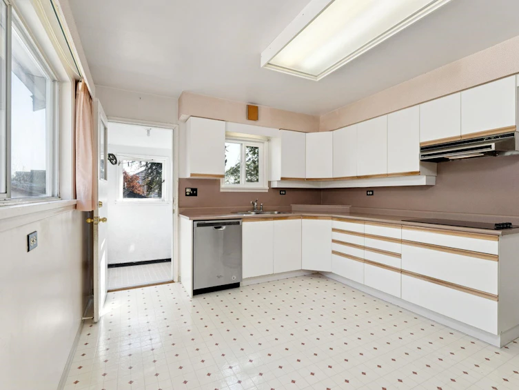 4182 Prince Edward Street, Vancouver, BC, V5V 3Y6 - 13